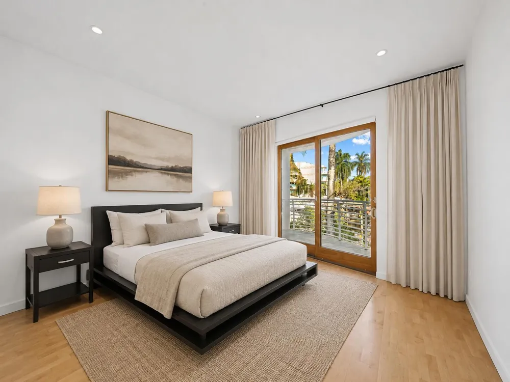 450 Victoria Terrace Fort Lauderdale, FL 33301