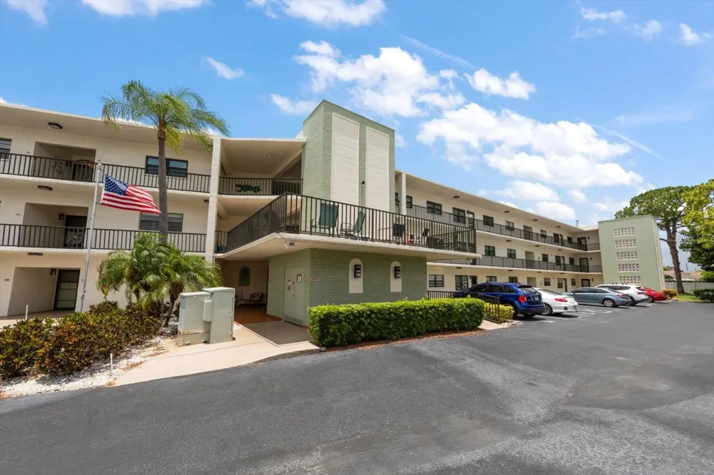 5980 TERRACE PARK DRIVE #310 St Petersburg, FL 33709
