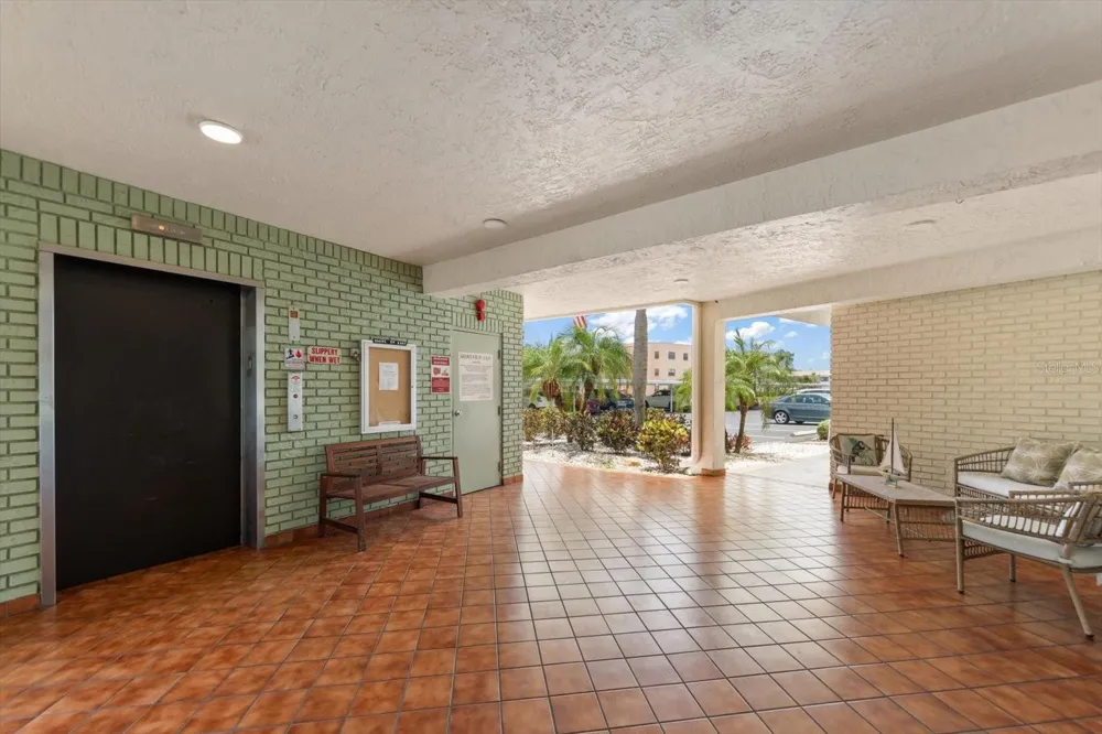 5980 TERRACE PARK DRIVE #310 St Petersburg, FL 33709