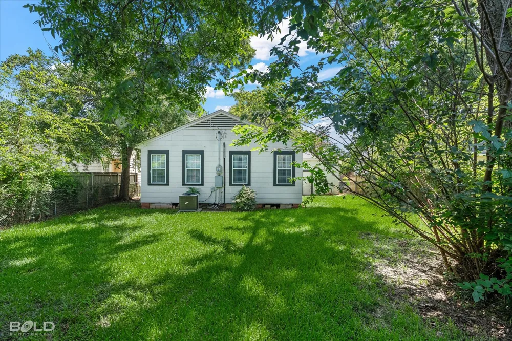223 Leland Drive Shreveport, LA 71105