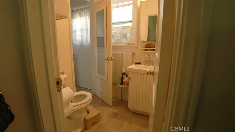 6237 Haviland Whittier, CA 90601