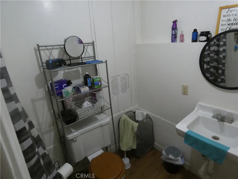 6237 Haviland Whittier, CA 90601