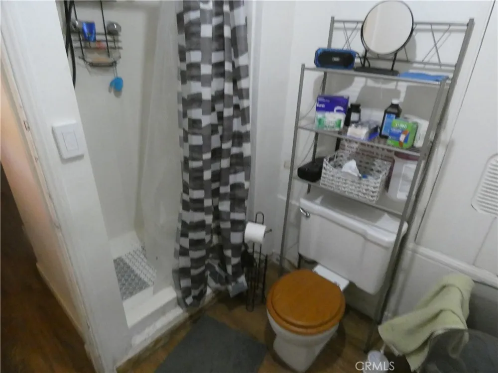 6237 Haviland Whittier, CA 90601