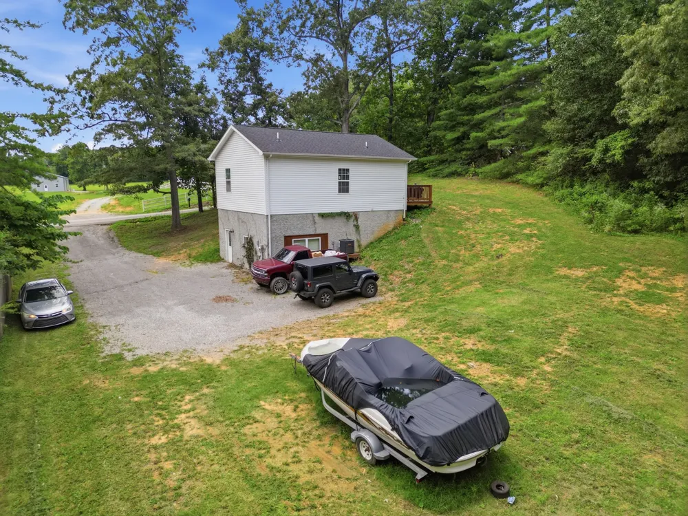 795 Lowery Ln McMinnville, TN 37110