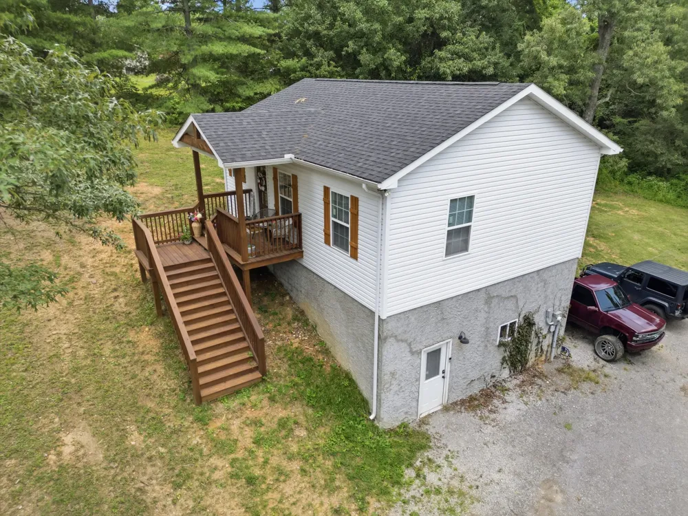 795 Lowery Ln McMinnville, TN 37110