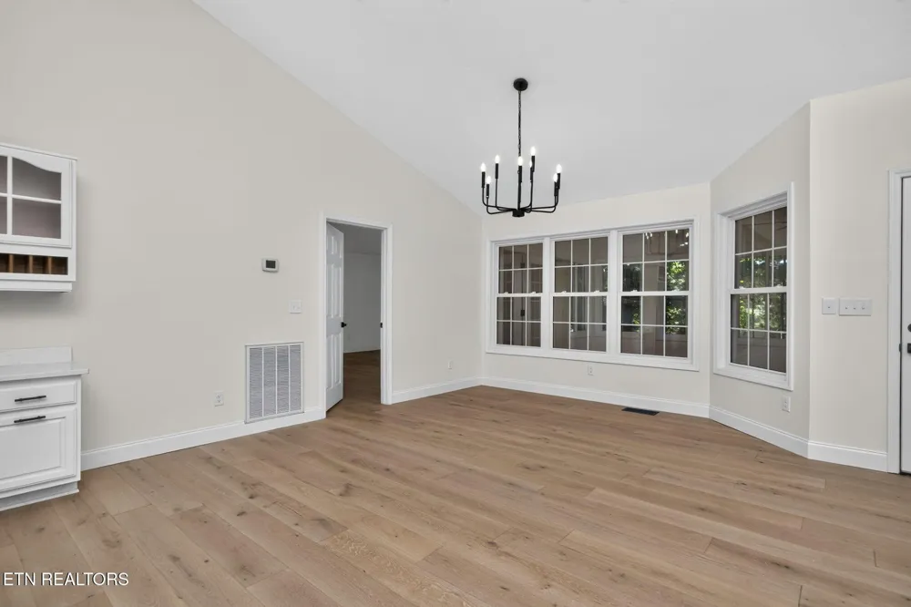 35 Leaf Circle Crossville, TN 38558