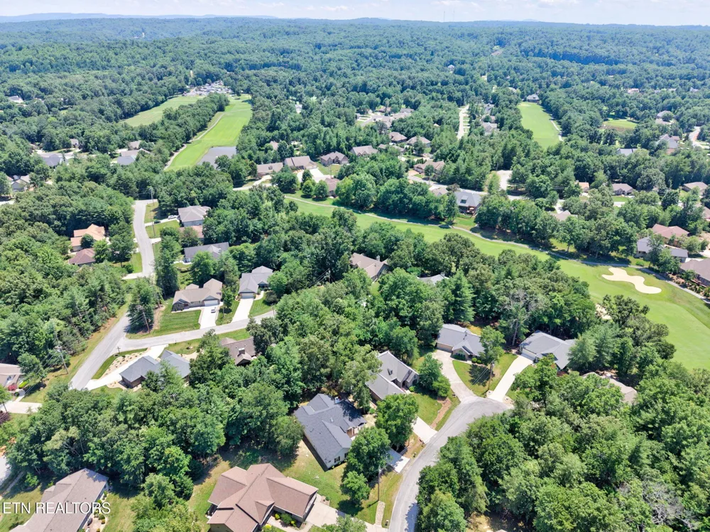 35 Leaf Circle Crossville, TN 38558