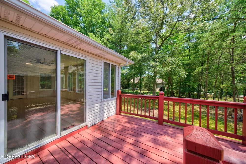 35 Leaf Circle Crossville, TN 38558
