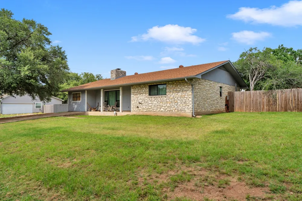 2208 Belaire Drive Granite Shoals, TX 78654