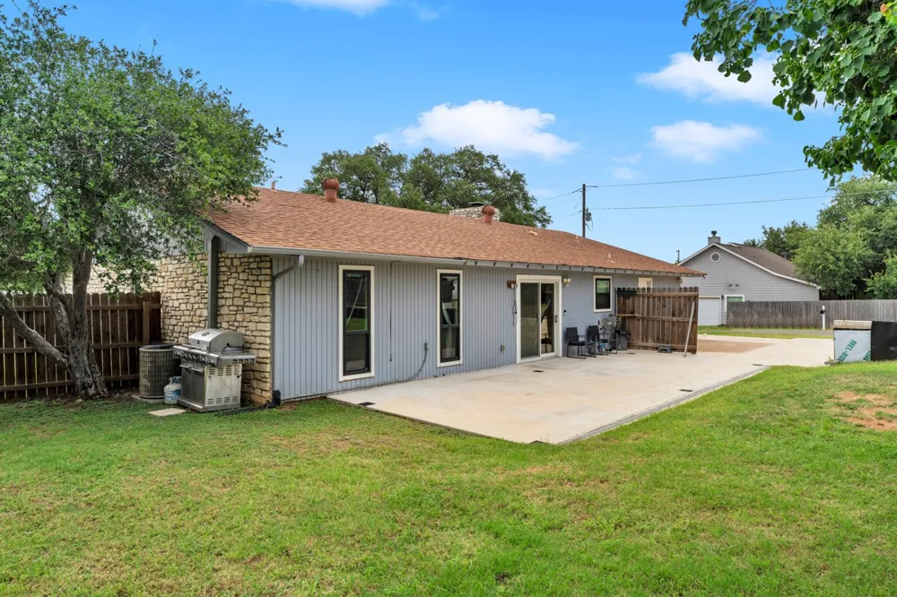 2208 Belaire Drive Granite Shoals, TX 78654