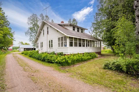 3232 Highway 73