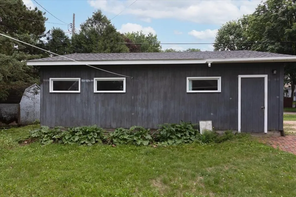 520 12th Street SE Menomonie, WI 54751