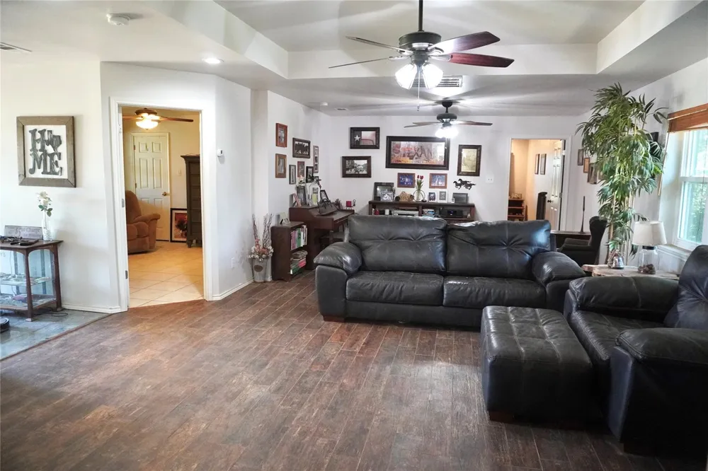 9612 West Highway 199 Poolville, TX 76487