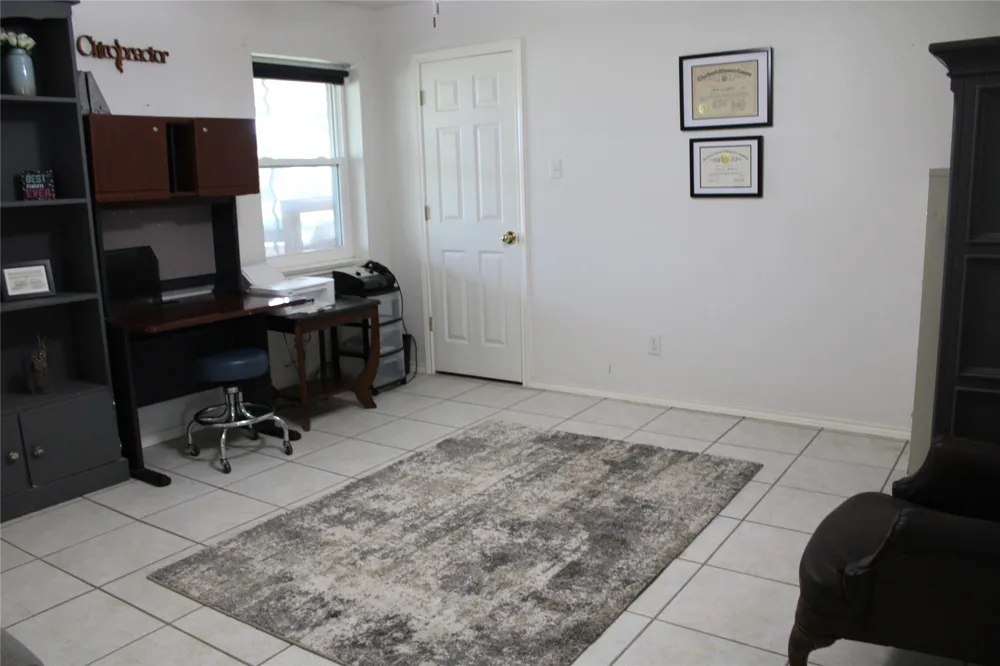 9612 West Highway 199 Poolville, TX 76487