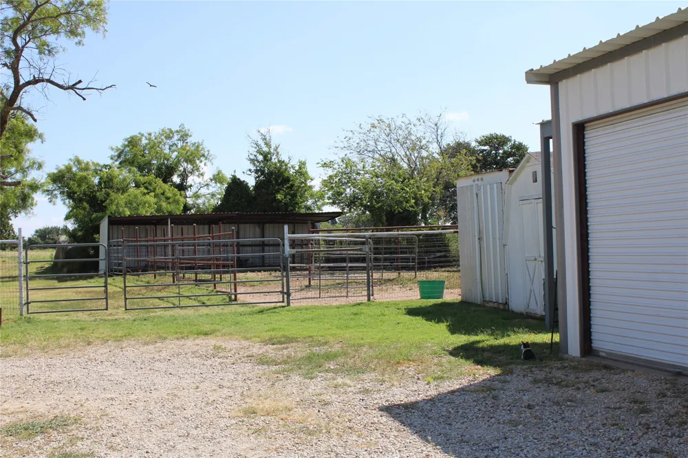 9612 West Highway 199 Poolville, TX 76487