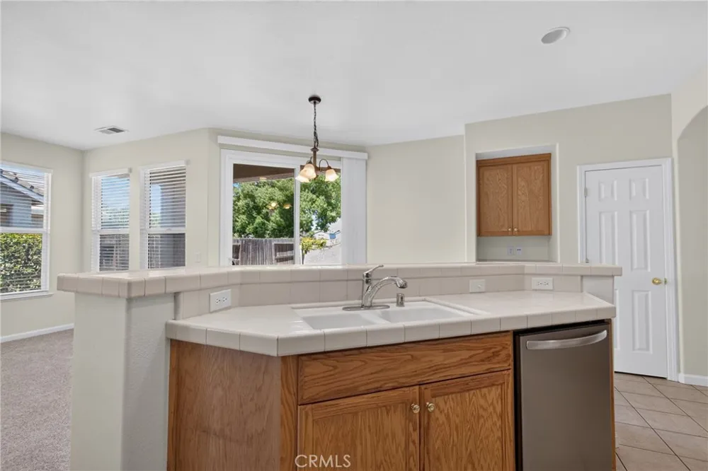 3726 Crane Merced, CA 95348