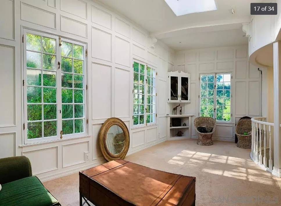 2400 Benedict Canyon Dr Beverly Hills, CA 90210