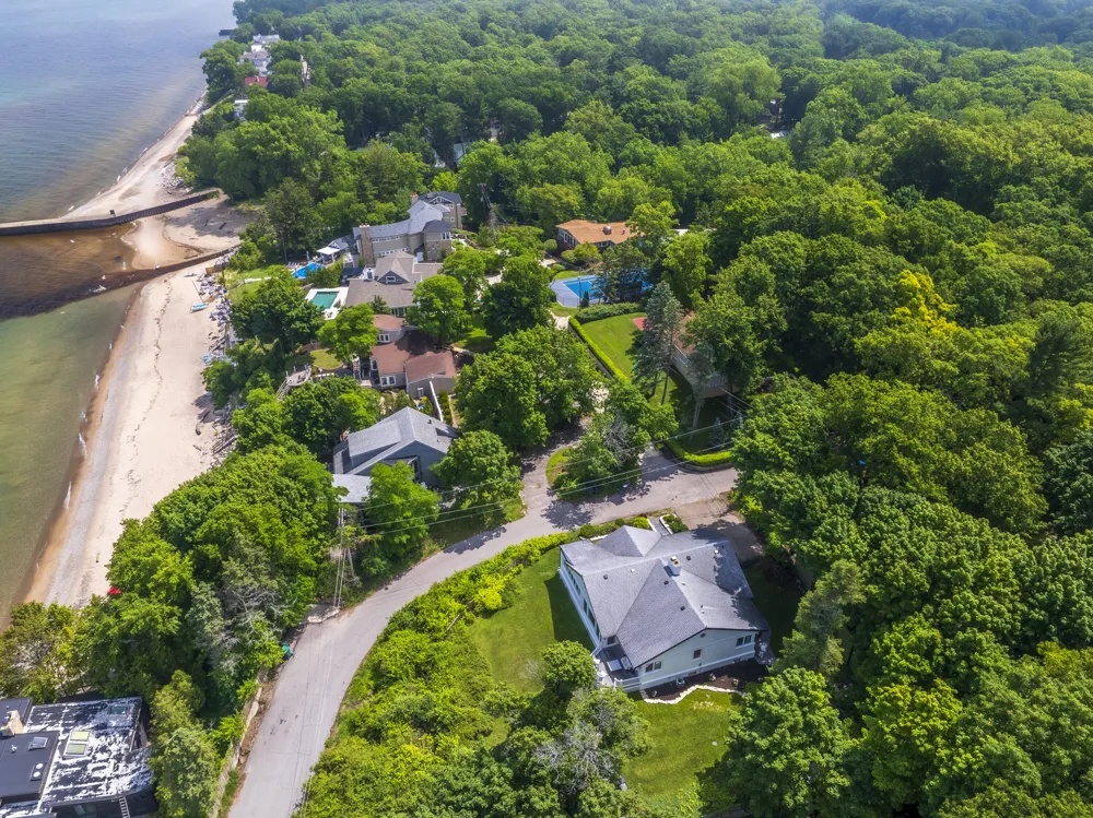 19300 Highland Drive New Buffalo, MI 49117