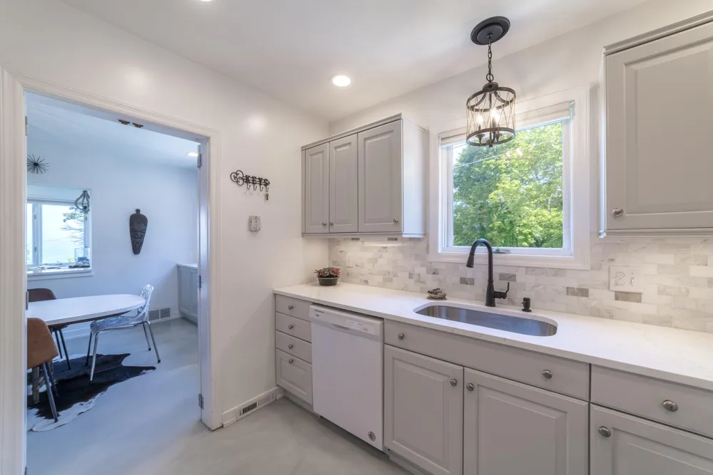 19300 Highland Drive New Buffalo, MI 49117