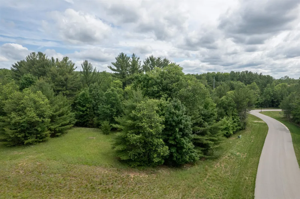 5502 Paradise Ranch Paradise Township, MI 49649