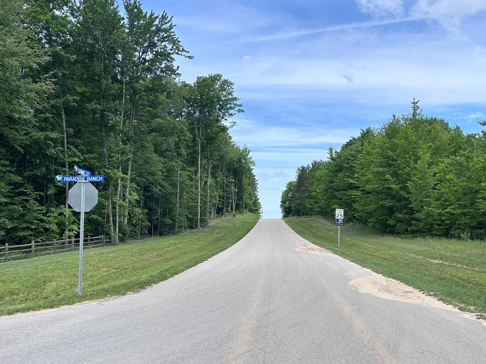 5502 Paradise Ranch Paradise Township, MI 49649
