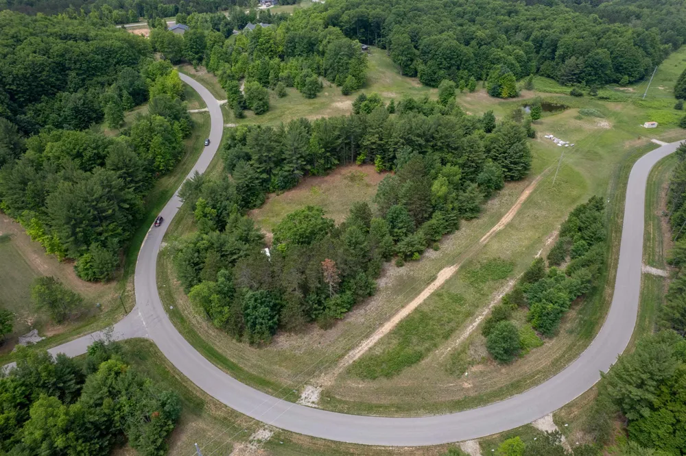 5502 Paradise Ranch Paradise Township, MI 49649