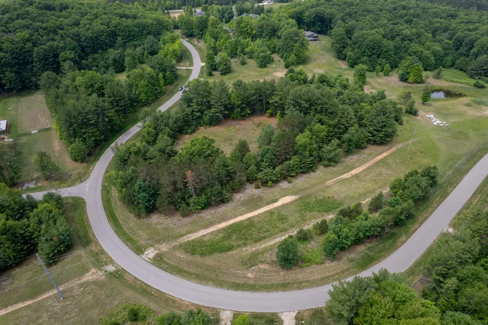 5502 Paradise Ranch Paradise Township, MI 49649