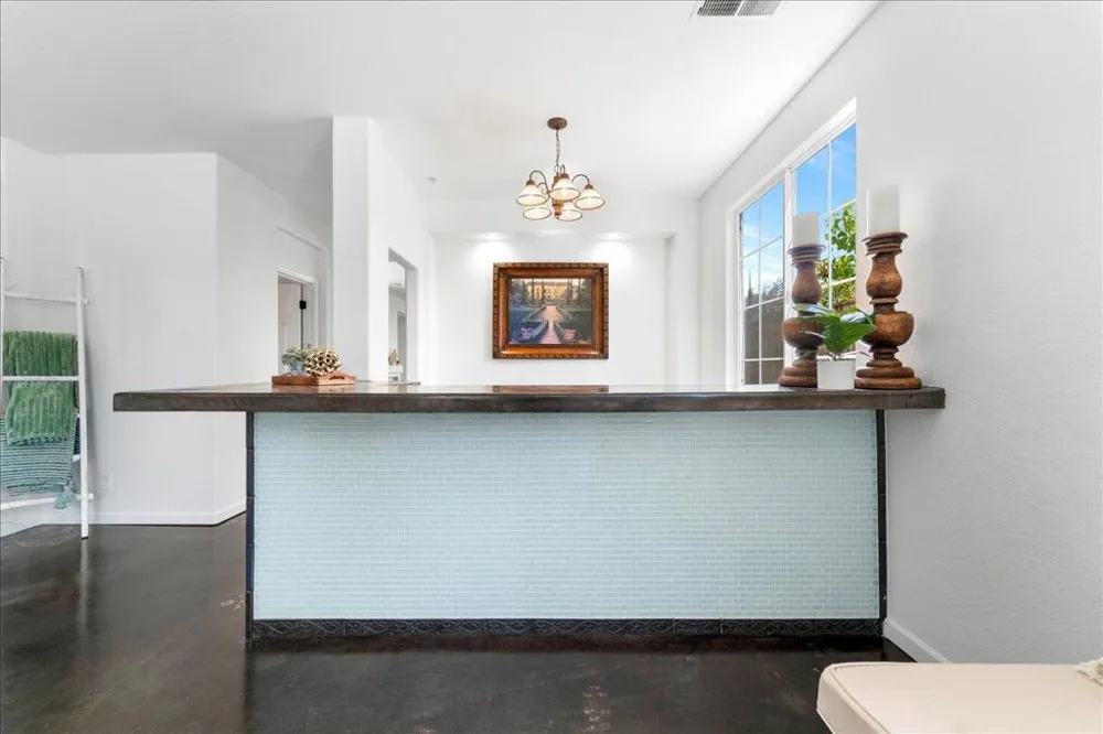 21 La Jolla Street Watsonville, CA 95076