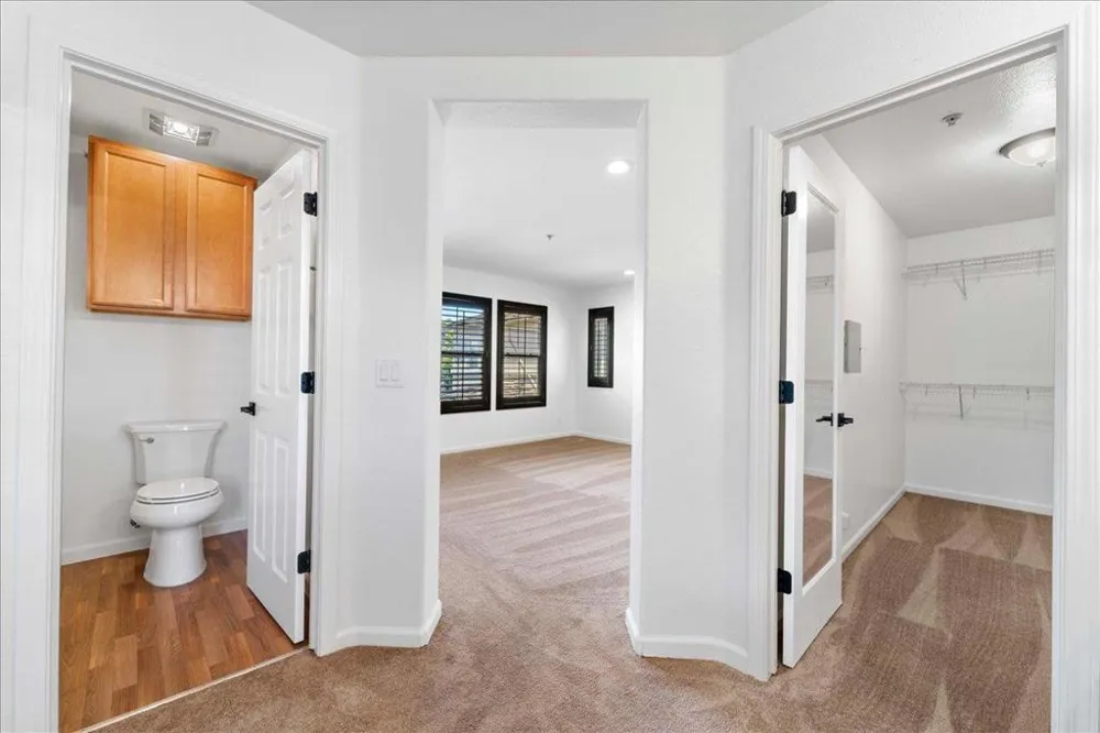 21 La Jolla Street Watsonville, CA 95076