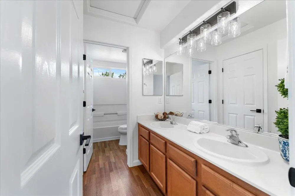 21 La Jolla Street Watsonville, CA 95076