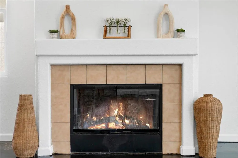 21 La Jolla Street Watsonville, CA 95076