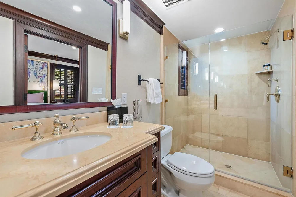 301 Australian Avenue #305 Palm Beach, FL 33480