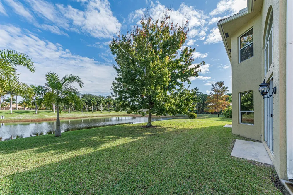 6027 Arlington Way Fort Pierce, FL 34951