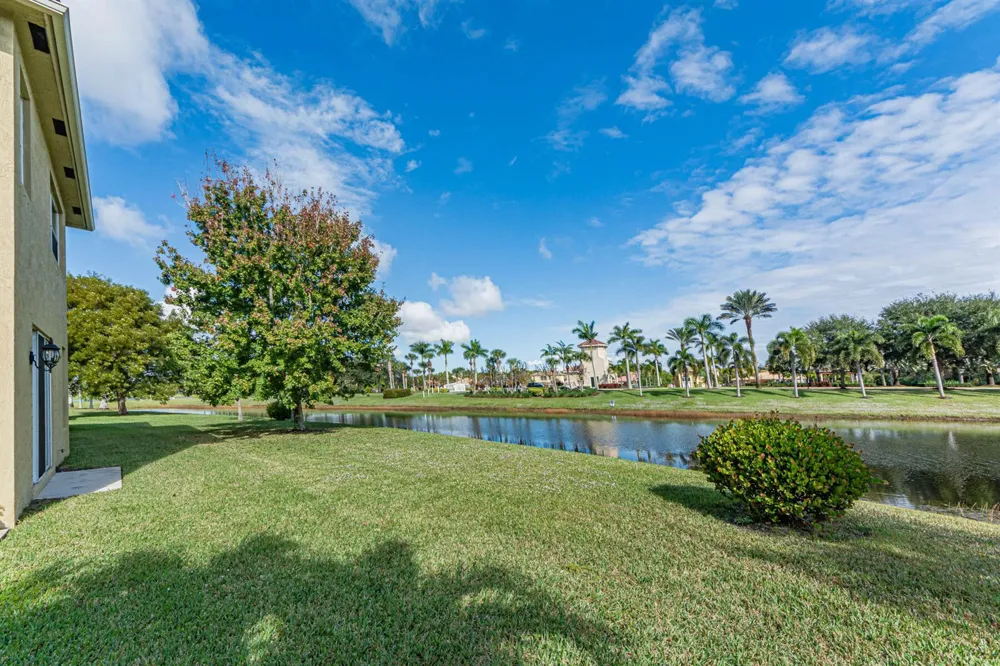 6027 Arlington Way Fort Pierce, FL 34951