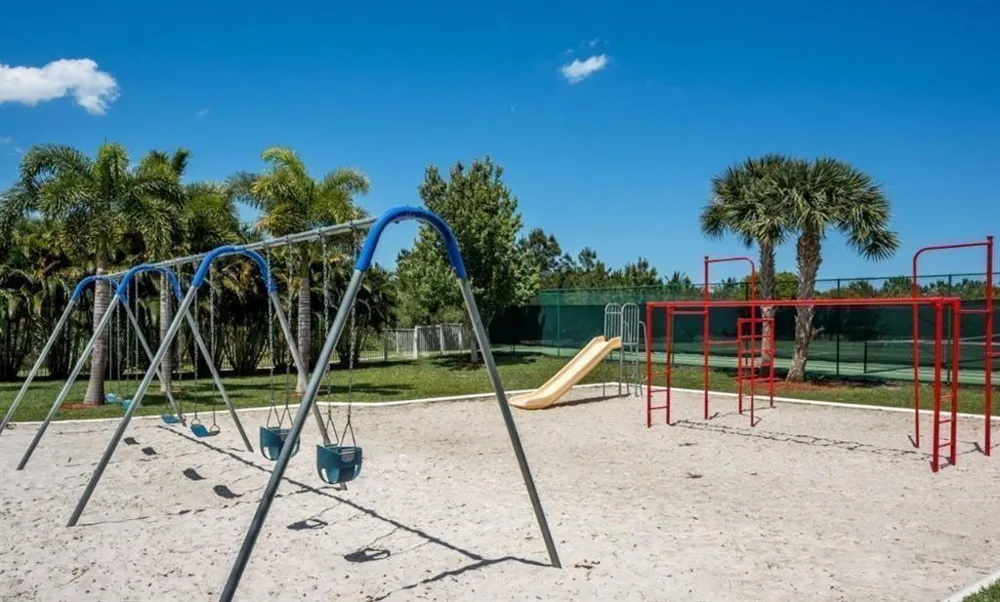 6027 Arlington Way Fort Pierce, FL 34951
