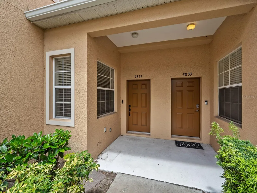 3831 PARKRIDGE CIRCLE #1-104 Sarasota, FL 34243