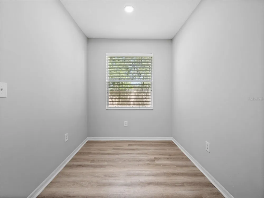 3831 PARKRIDGE CIRCLE #1-104 Sarasota, FL 34243
