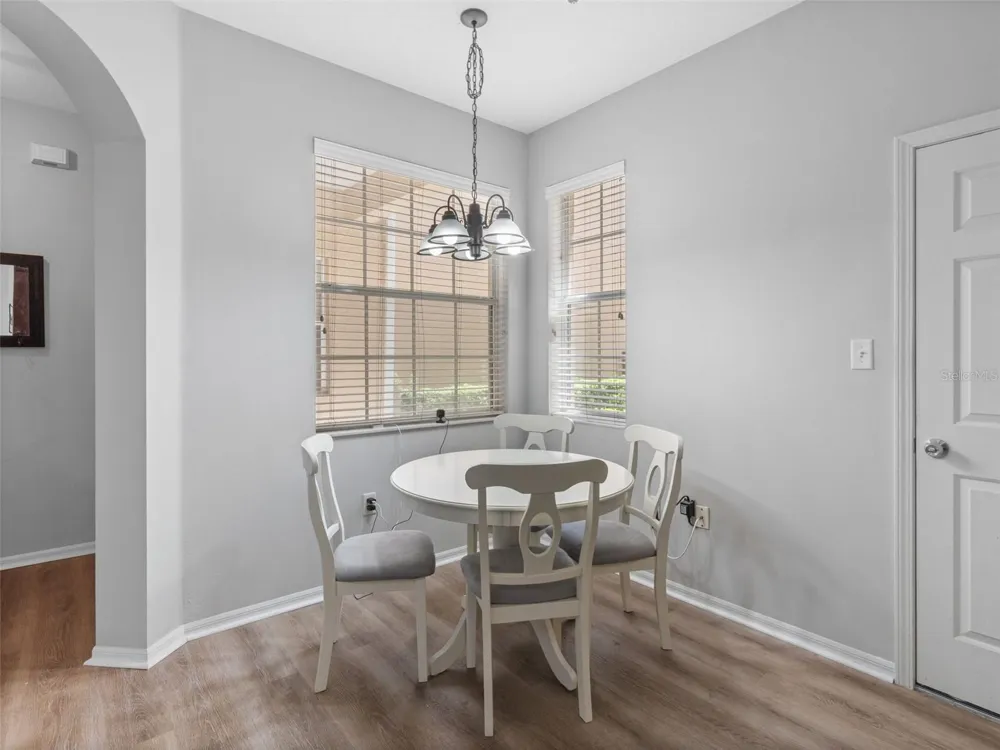 3831 PARKRIDGE CIRCLE #1-104 Sarasota, FL 34243