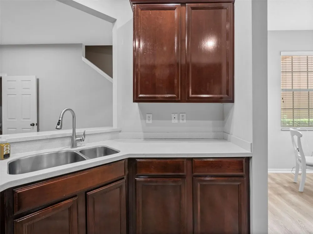 3831 PARKRIDGE CIRCLE #1-104 Sarasota, FL 34243