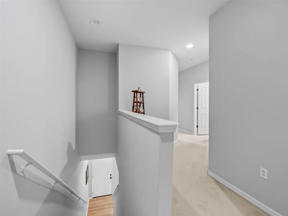 3831 PARKRIDGE CIRCLE #1-104 Sarasota, FL 34243
