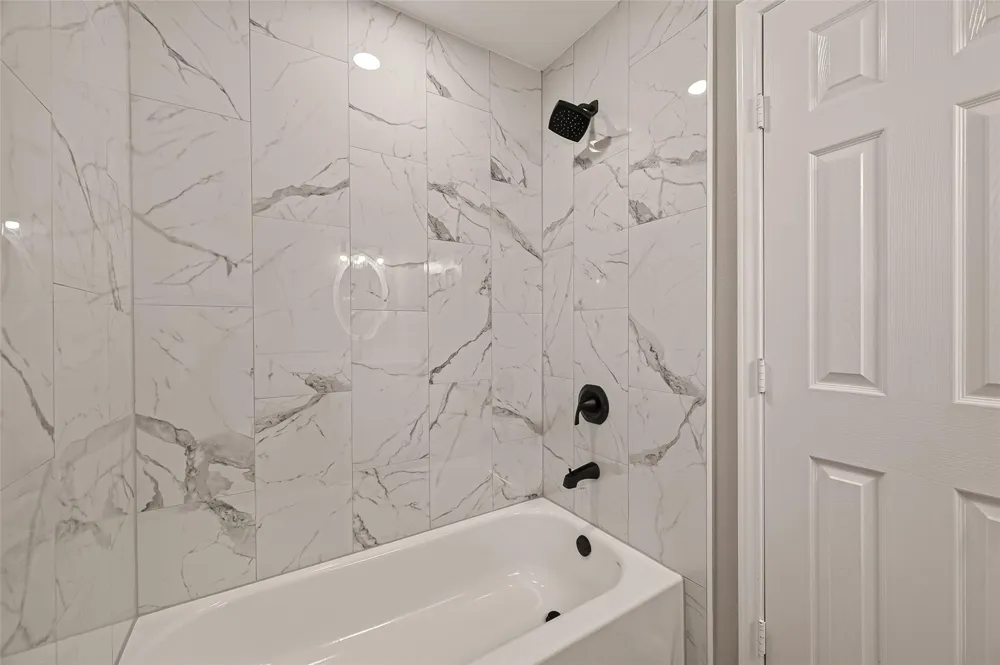 8630 Valley Meadow Drive Houston, TX 77078