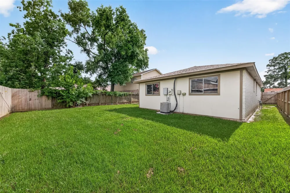 8630 Valley Meadow Drive Houston, TX 77078