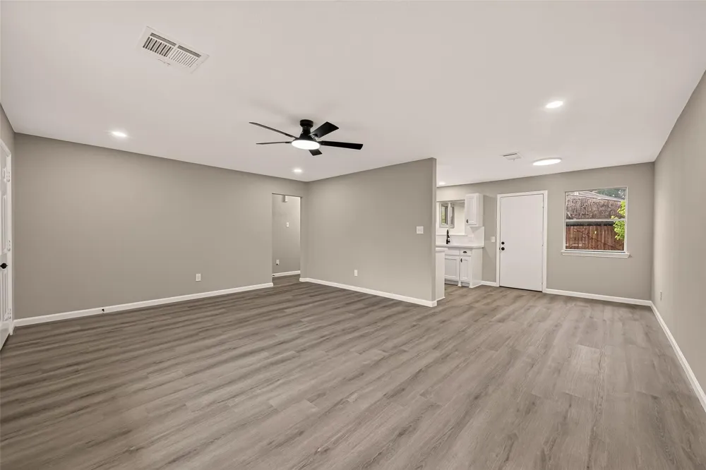 8630 Valley Meadow Drive Houston, TX 77078