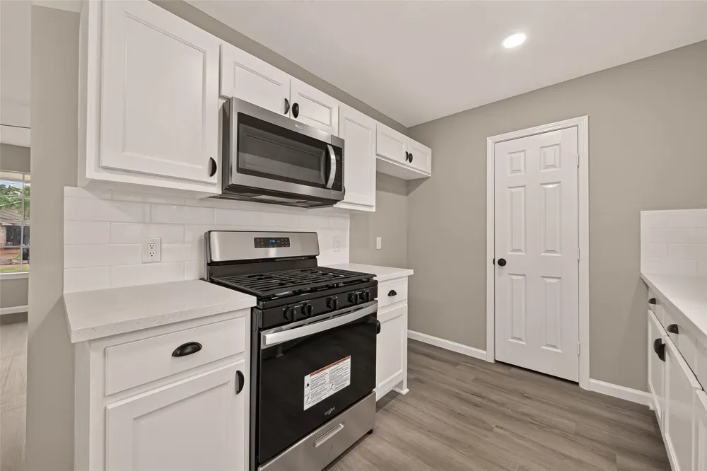 8630 Valley Meadow Drive Houston, TX 77078