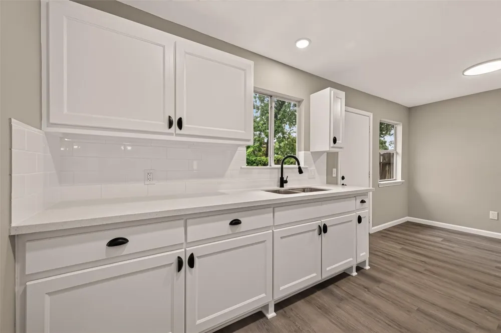 8630 Valley Meadow Drive Houston, TX 77078