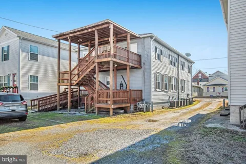 281 4TH AVENUE #201