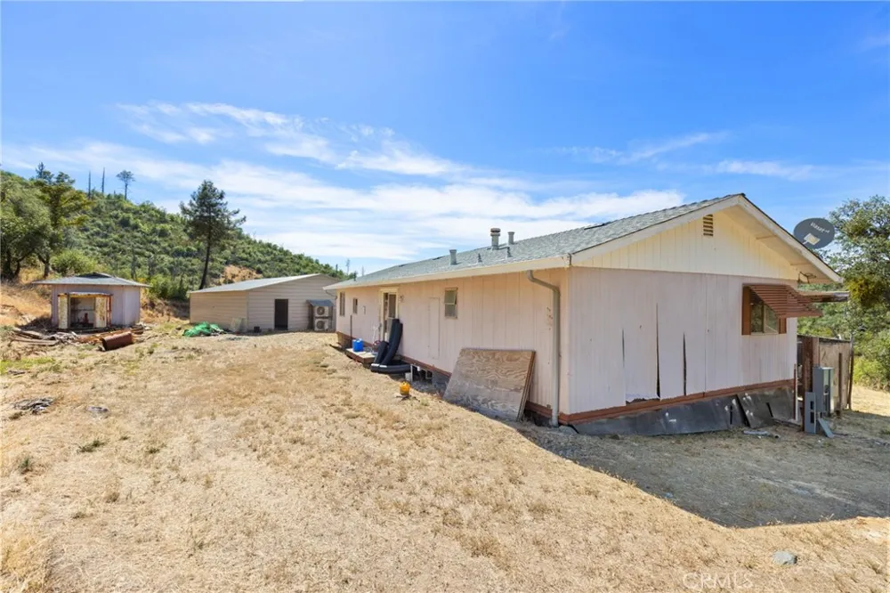 175 Stoney Oaks Loop Bangor, CA 95914