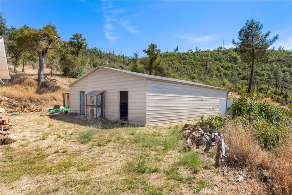 175 Stoney Oaks Loop Bangor, CA 95914
