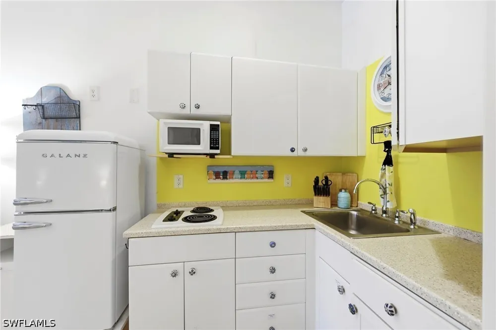 Tamiami Trail E #D152 Naples, FL 34114