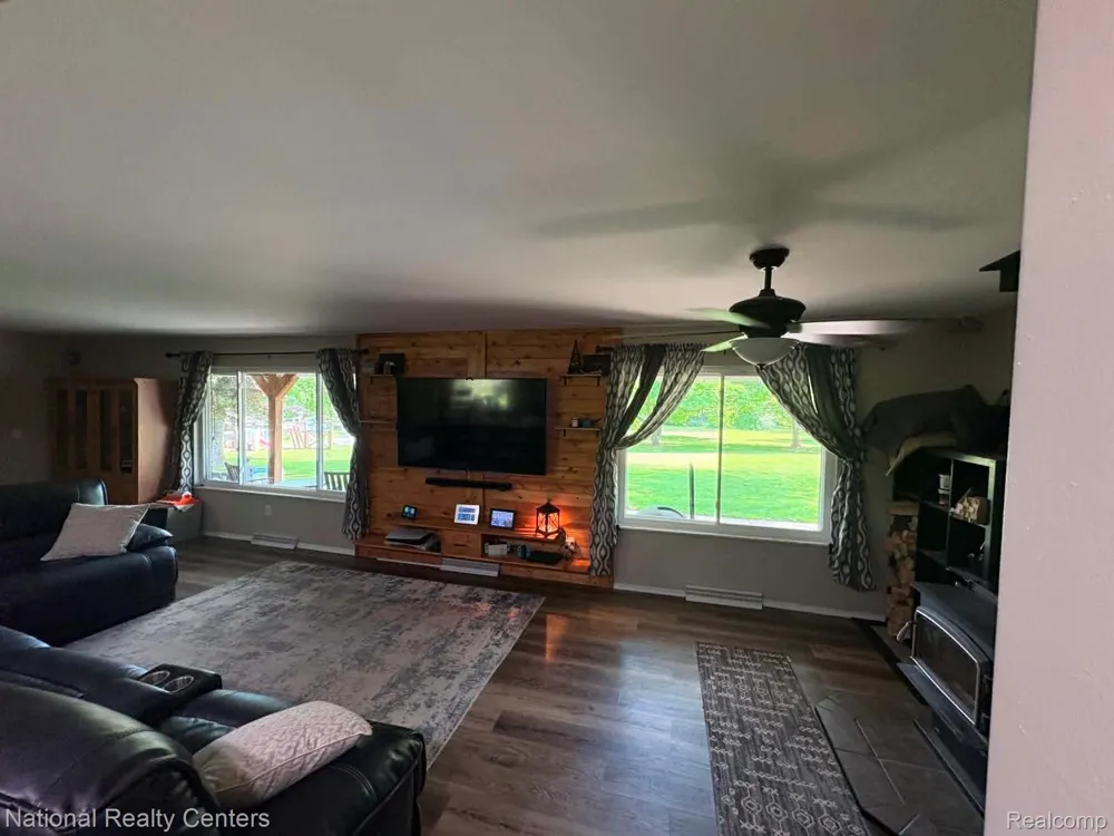 1330 Brauer Road Metamora Township, MI 48371